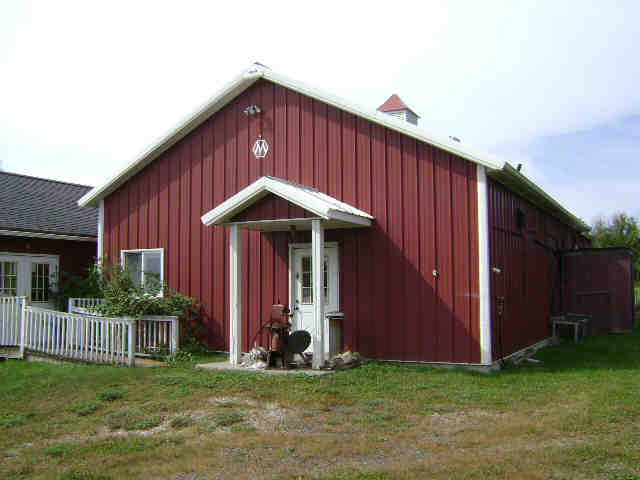 Building photograph for 355 CHESTNUT LAND RD